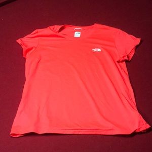 The North Face Women’s/Femmes XL Tee - Pink Color